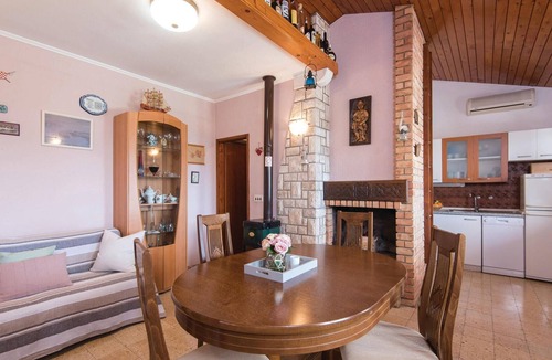 Potirna House | Beach front home in Nova