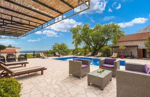 Orebic House | Beach front home in Orebic