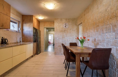 Pridraga House | Beach front home in Pridraga