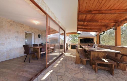 Pridraga House | Beach Front Home In Pridraga