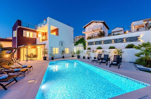 Razanj House | Beach front home in Razanj