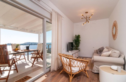 Sevid House | Beach front home in Sevid