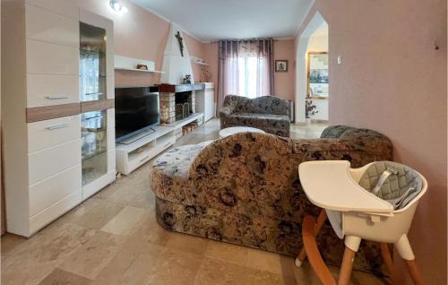 Splitska House | Beach Front Home In Splitska With House Sea View