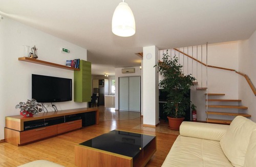 Murine House | Beach front home in Umag