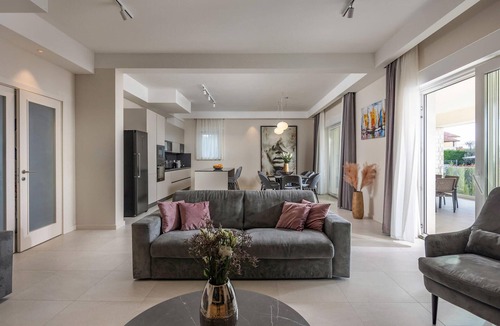 Vabriga House | Beach front home in Vabriga