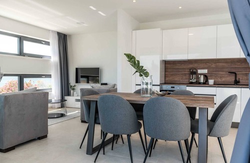 Bibinje Apartment | Beachfront Villa Fresca (F3) Luxury Apartment 4+1