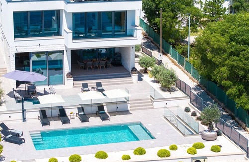 Seget Donji Villa | Beachfront Villa Luminara with 4 bedrooms, private pool, sauna
