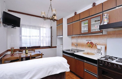 Starigrad Apartment | Beautiful apartment in Starigrad Paklenica
