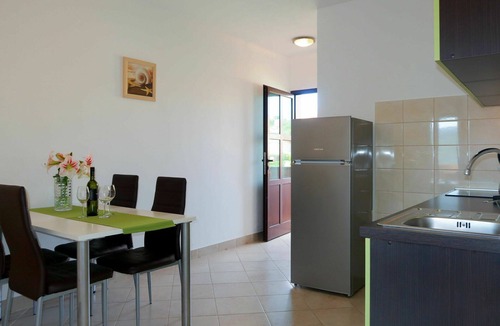Kornic Apartment | Beautiful apartment for 6 guests with WIFI, A/C, TV, balcony and pets allowed