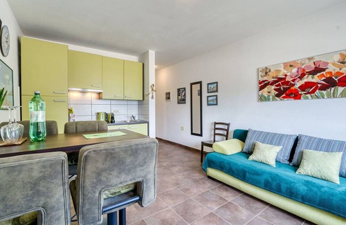 Icici Apartment | Beautiful apartment for 2 guests with A/C, WIFI, TV, terrace and pets allowed