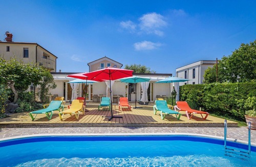 Monterol Apartment | Beautiful apartment for 2 people with pool, WIFI, A/C, TV and terrace