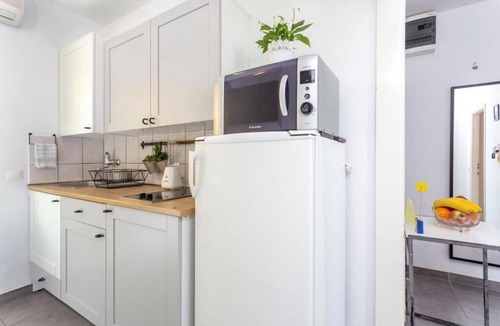 Krizna luka Apartment | Beautiful apartment for 3 guests with WIFI, A/C, TV, terrace and pets allowed