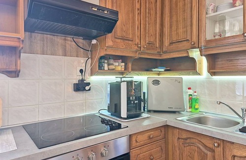 Finida Apartment | Beautiful apartment for 4 guests with WIFI, A/C, TV, terrace and pets allowed
