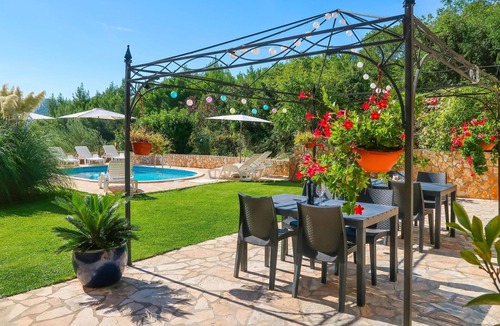 Rabac Apartment | Beautiful apartment for 4 people with pool, WIFI, A/C, TV, terrace and pets allowed