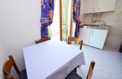 Stankovici Apartment | Beautiful apartment for 4 guests with A/C, pool, WIFI, terrace and pets allowed