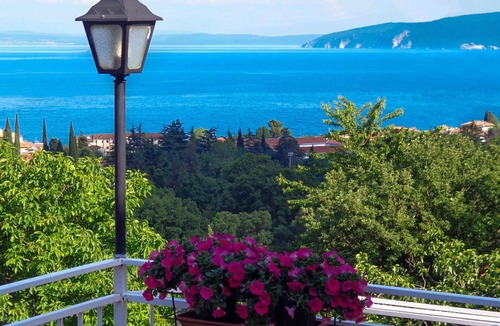 Sucici Apartment | Beautiful apartment for 4 guests with A/C, WIFI, TV and terrace