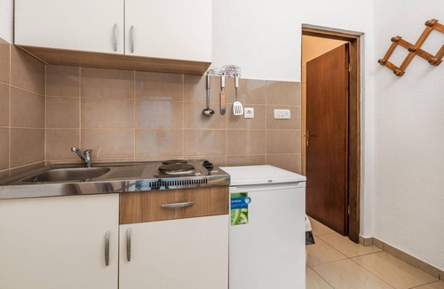 Sveti Juraj Apartment | Beautiful apartment in Sveti Juraj with WiFi