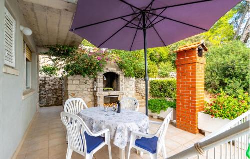 Prizba Apartment | Beautiful Apartment In Blato With Wifi
