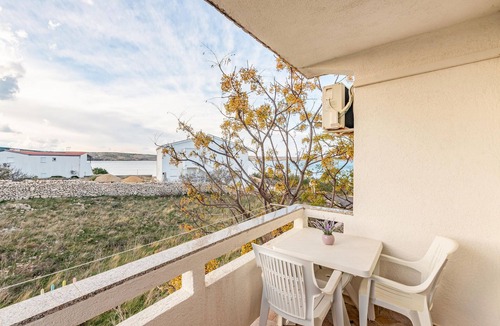Kustici Apartment | Beautiful apartment in Kustici with WiFi