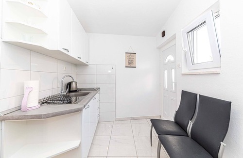 Poljica Apartment | Beautiful apartment in Poljica with WiFi