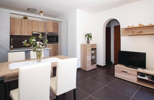 Kneza Apartment | Beautiful apartment in Kneze with house sea view
