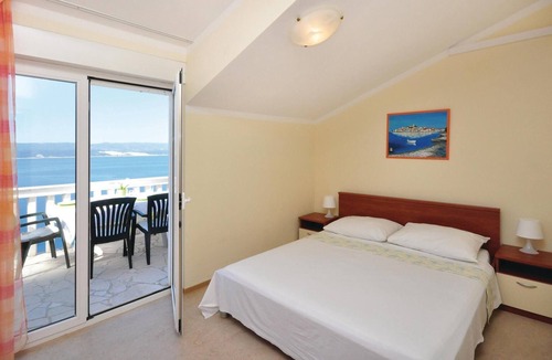 Mimice Apartment | Beautiful apartment in Mimice with WiFi