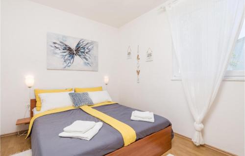 Potocnica Apartment | Beautiful Apartment In Potocnica With Wifi
