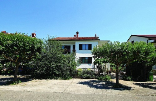 Umag Apartment | Beautiful apartment in Umag with WiFi