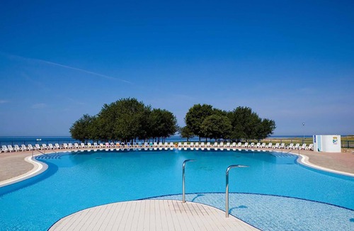 Katoro Apartment | Beautiful apartment in Umag with swimming pool