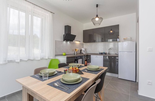 Vrbnik Apartment | Beautiful apartment in Vrbnik