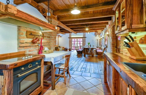 Zabok House | Beautiful home in Prosenik Gubasevski with sauna