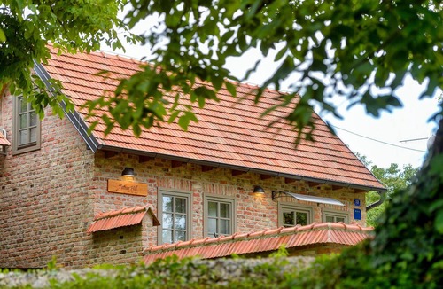 Sveti Ivan Zelina House | Beautiful home in Sveti Ivan Zelina with sauna