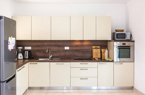 Central Dalmatia House | Beautiful home in Blato na Cetini