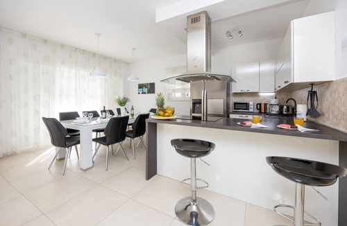 Kastel Stafilic House | Beautiful home in Kastel Stafilic with sauna