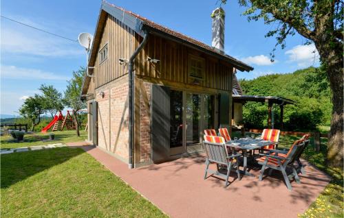 Sveti Ivan Zelina House | Beautiful Home In Sveti Ivan Zelina With Sauna