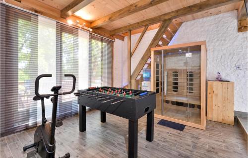 Sveti Ivan Zelina House | Beautiful Home In Sveti Ivan Zelina With Sauna