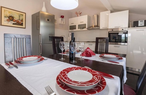 Ploce House | Beautiful home in Bacina
