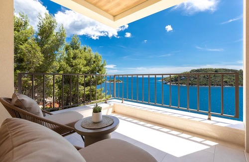Blato House | Beautiful home in Blato with sauna