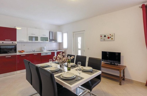 Kastel Luksic House | Beautiful home in Kastel Luksic