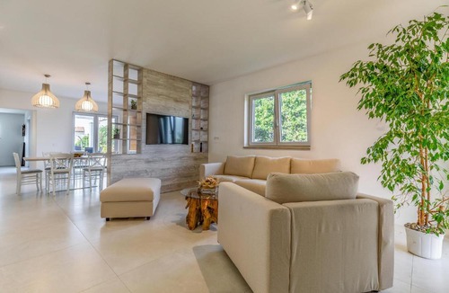 Hrboki House | Beautiful Home In Hrboki