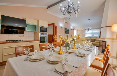 Imotski House | Beautiful home in Imotski with sauna