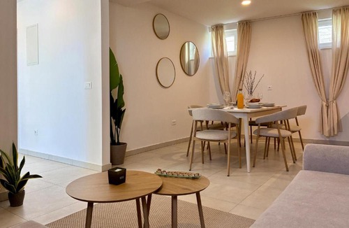 Klis House | Beautiful Home In Klis
