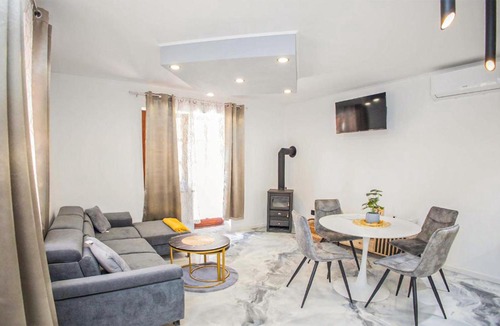 Varazdin House | Beautiful Home In Lepoglava With Wifi
