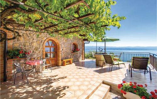 Liganj House | Beautiful Home In Lovran With Kitchen