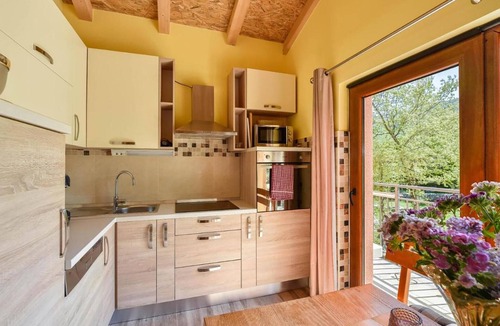 Vrlika House | Beautiful home in Maovice with sauna