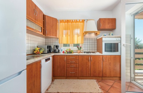 Porec House | Beautiful home in Mihatovici