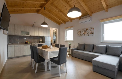 Orihi House | Beautiful home in Orihi with WiFi