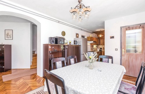 Plaski House | Beautiful home in Plaski