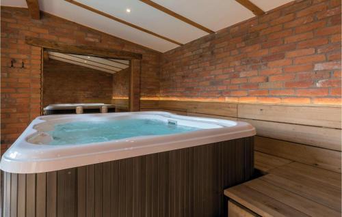 Kutina House | Beautiful Home In Repusnica With Sauna