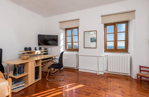 Rukavac House | Beautiful home in Rukavac